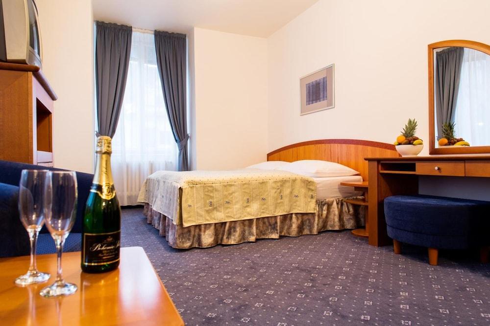 Hotel Melantrich Praga Zewnętrze zdjęcie